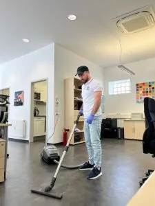 WhatsApp Image 2025-09-28 at 15.30.25 (1)