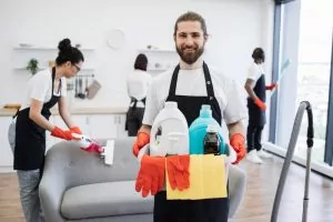 Gewerbeflächen in Neu-Isenburg: Welche Reinigungsanforderungen gelten? 